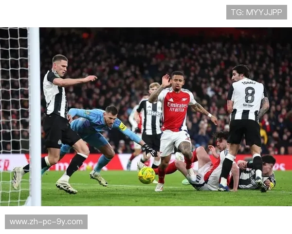 阿森纳主场迎战曼联 展现强势对决谁能笑到最后