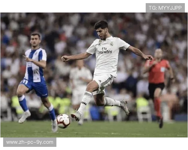 皇家马德里与劲敌对决，全力争夺冠军荣耀迎接艰难挑战